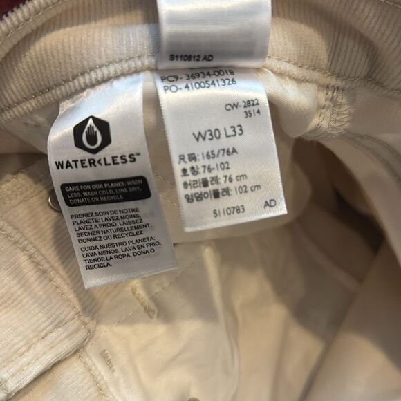 Levi’s RIBCAGE BOOTCUT CORDUROY WOMEN'S PANTS in safari white NWT 30x33 - Picture 7 of 8